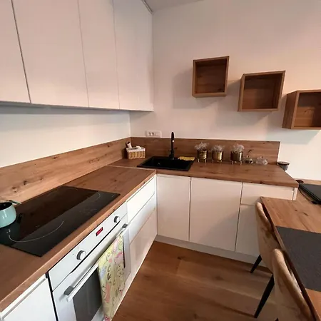 Knezak Apartment